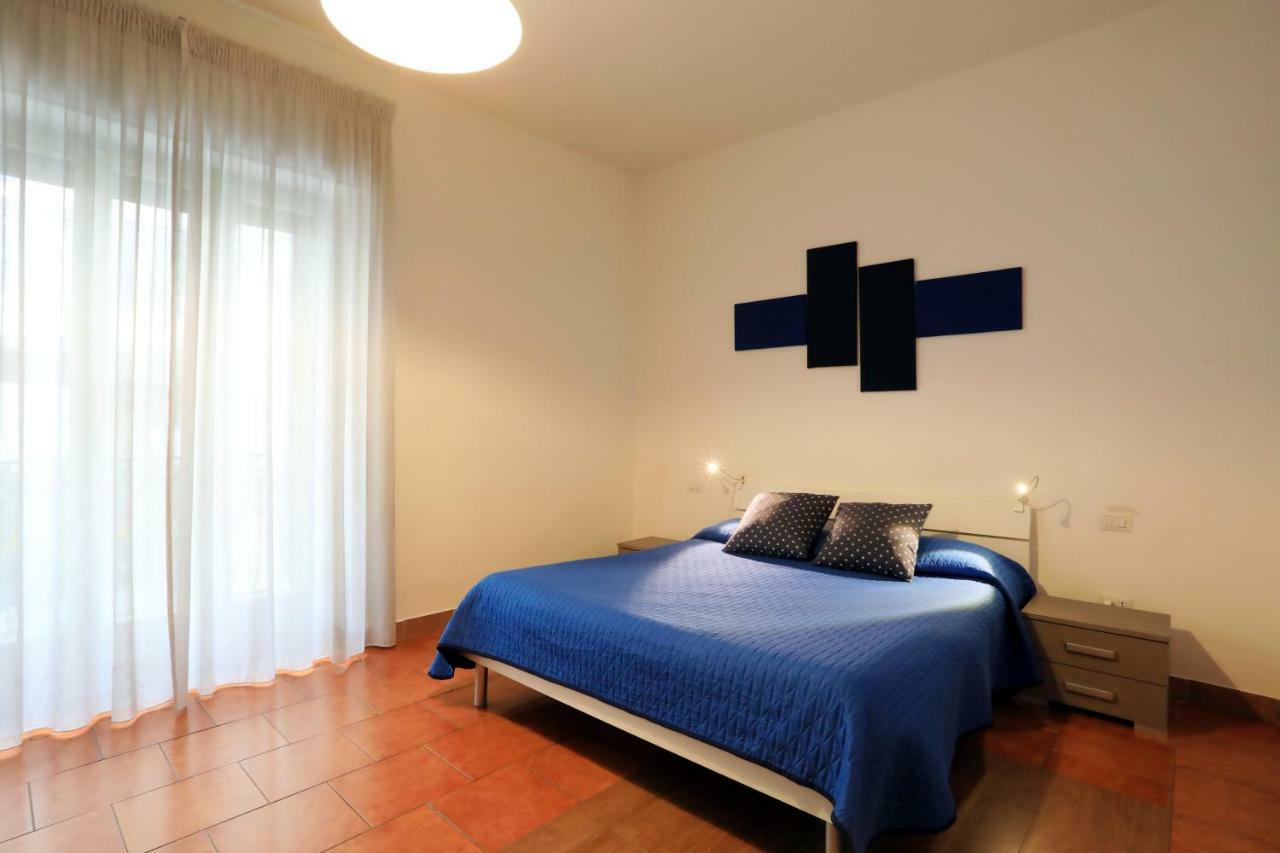 Primo Piano Guesthouse - Bari Policlinico מראה חיצוני תמונה